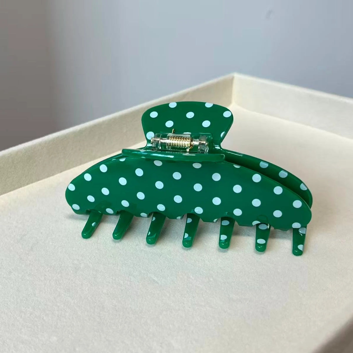 Fashion Large Hair Claw Clips for Women Girls Retro Checkered Polka Dot Strong Hold Non-slip Hair Accessories for Everyday Wear