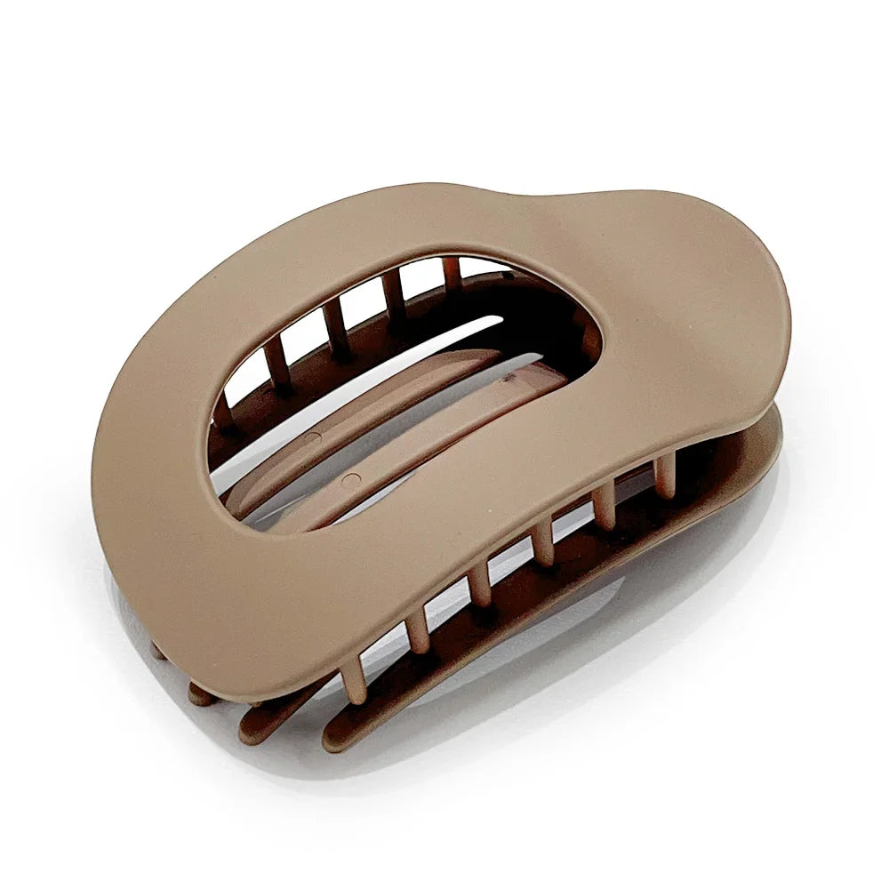 Fashion Oval Hair Claw Clip for Women New Design Leopard Matte Curved Flat Styling Barrettes Acrylic Lying Down Hair Accessories - Curl and Collar