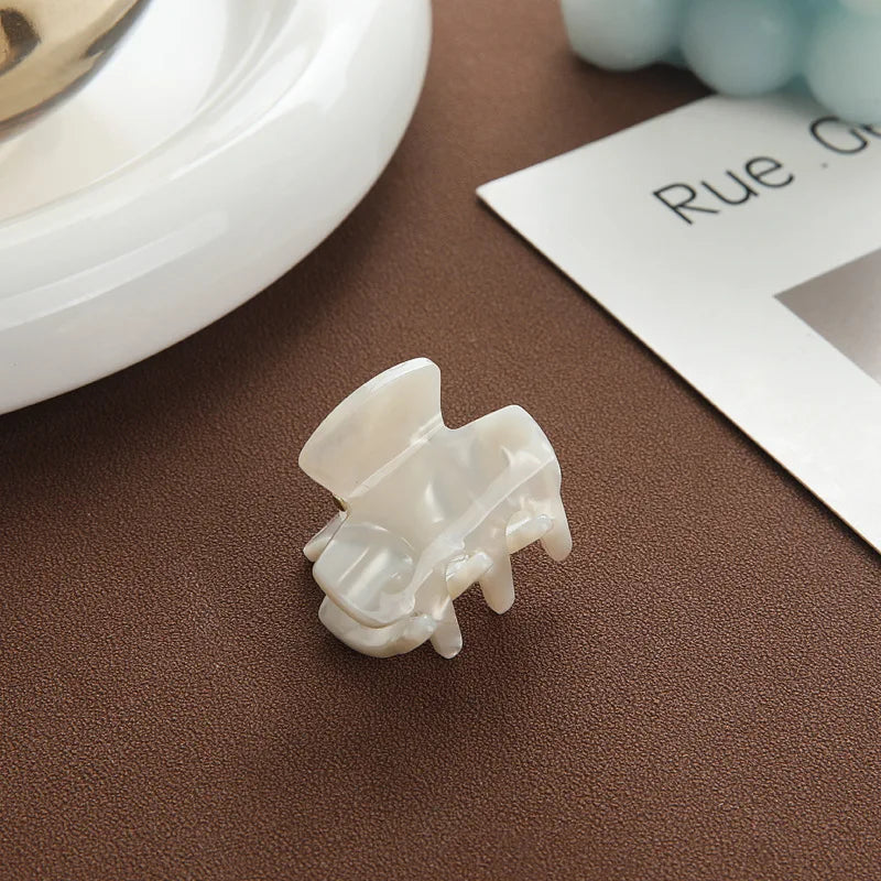 2026 New Korean style hair claw clip Fairy hair clips Mini Delicate hair claw Pretty hairclip Accessories for women - Curl and Collar