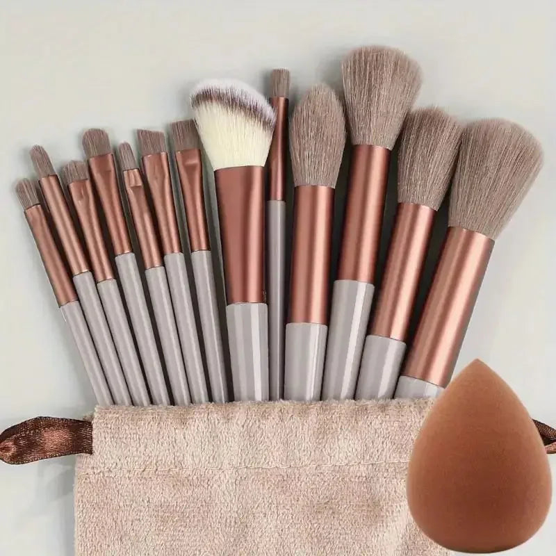 Makeup Brush Set Soft Fluffy Professiona Cosmetic Foundation Powder Eyeshadow Kabuki Blending Make Up Brush Beauty Tool Makeup - Curl and Collar