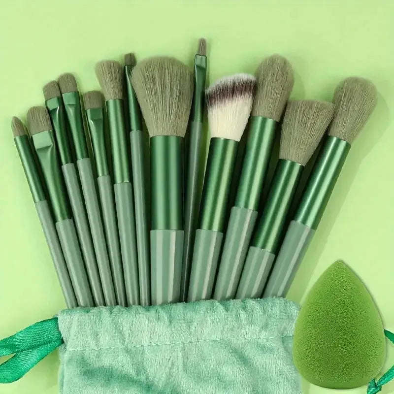 Makeup Brush Set Soft Fluffy Professiona Cosmetic Foundation Powder Eyeshadow Kabuki Blending Make Up Brush Beauty Tool Makeup - Curl and Collar