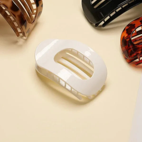 Fashion Oval Hair Claw Clip for Women New Design Leopard Matte Curved Flat Styling Barrettes Acrylic Lying Down Hair Accessories - Curl and Collar