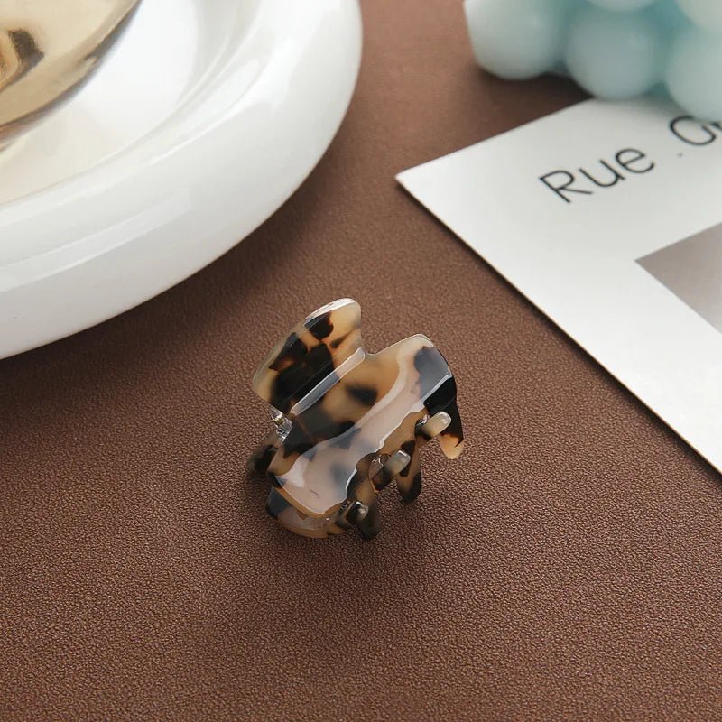2026 New Korean style hair claw clip Fairy hair clips Mini Delicate hair claw Pretty hairclip Accessories for women - Curl and Collar