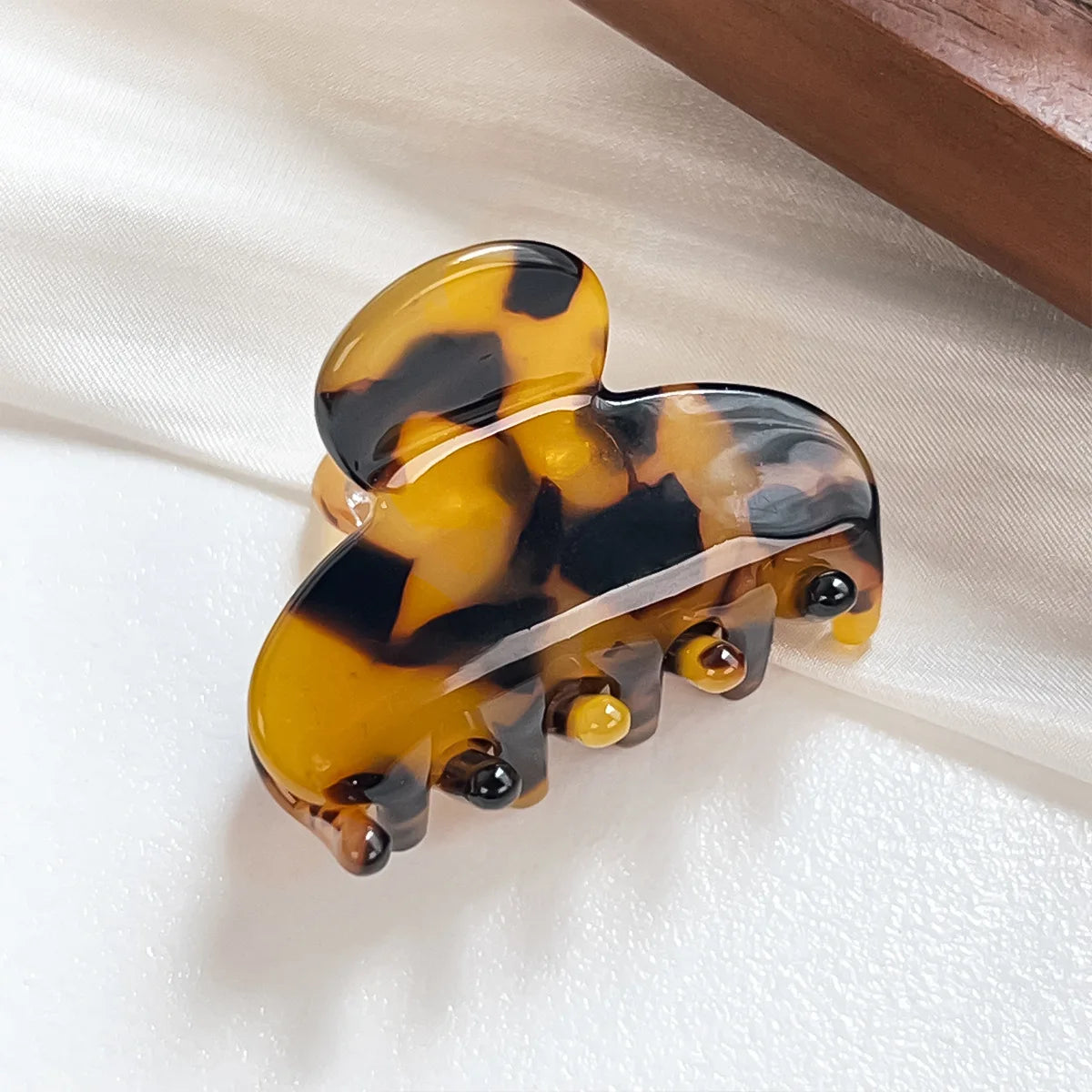 2026 New Korean style hair claw clip Fairy hair clips Mini Delicate hair claw Pretty hairclip Accessories for women - Curl and Collar